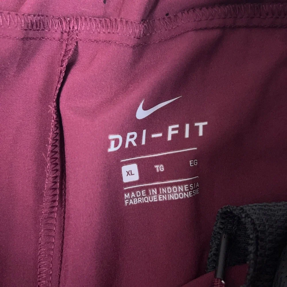 Minnesota Gophers Pants Mens XL Maroon Gold Nike Training Dri-FIT Joggers NCAA